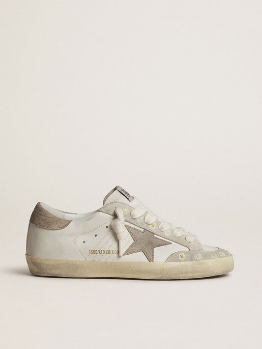 GGDB - Super-Star LTD pour femme avec étoile et contrefort en cuir velours beige et broderies florales